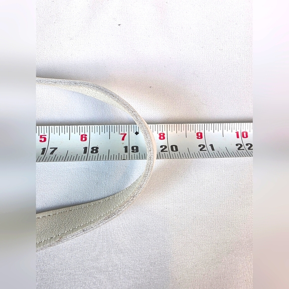 Vintage Coach Taylor 9944 Leather Crossbody White Ivory Glove Tanned Brass Bride - Picture 15 of 16